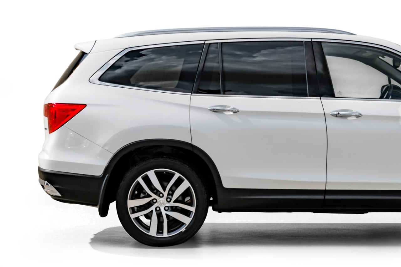 Honda Pilot Vehicle Main Gallery Image 09