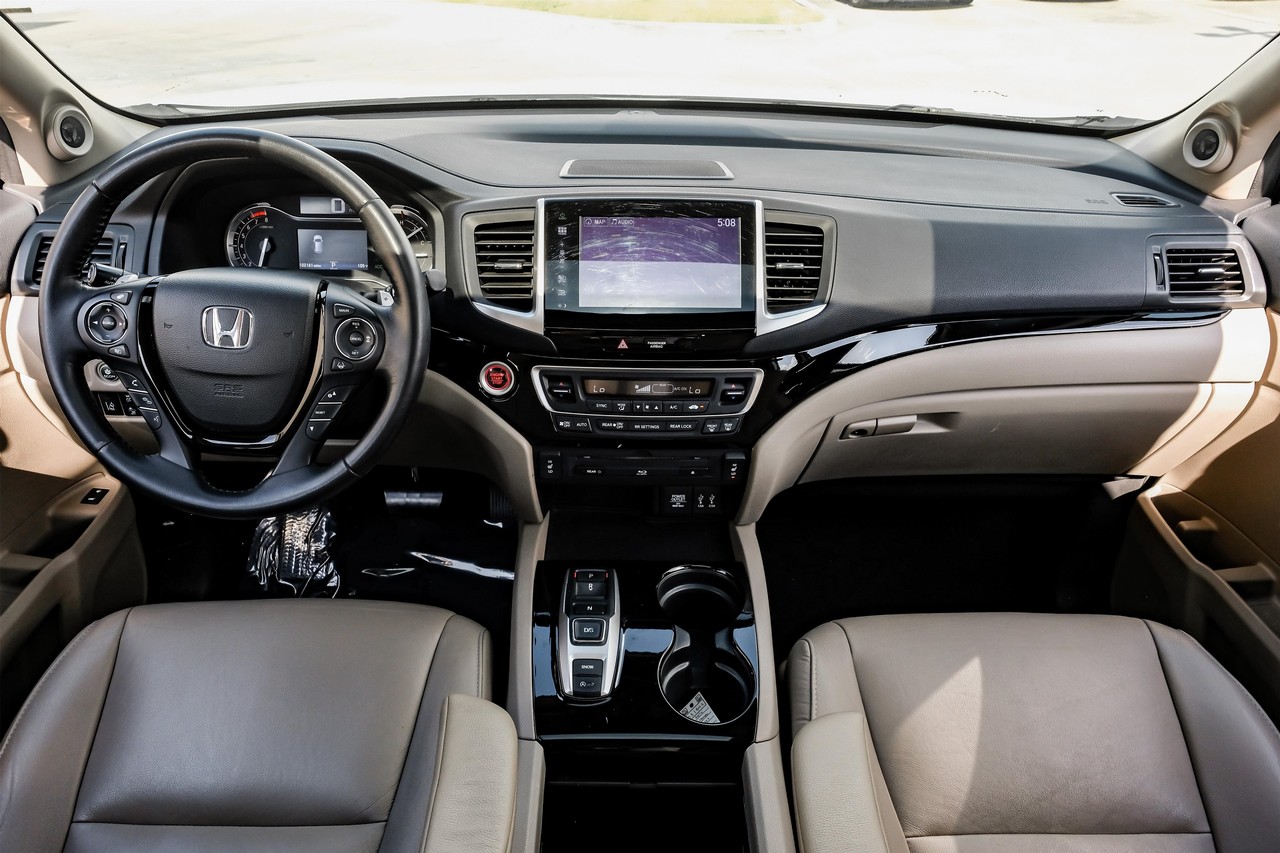 Honda Pilot Vehicle Main Gallery Image 18