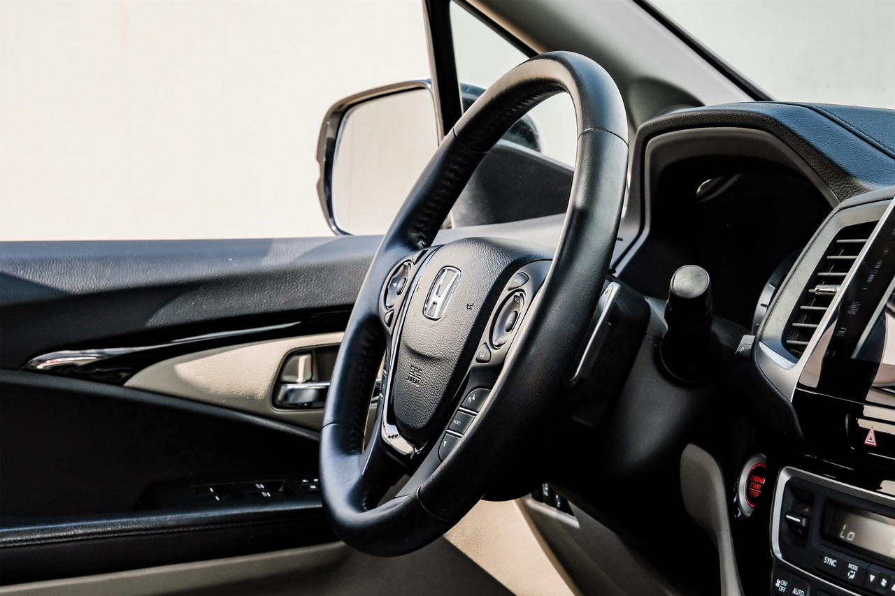 Honda Pilot Vehicle Main Gallery Image 19