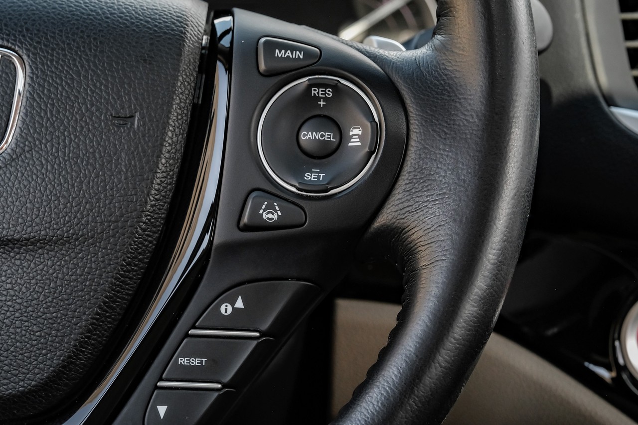 Honda Pilot Vehicle Main Gallery Image 23