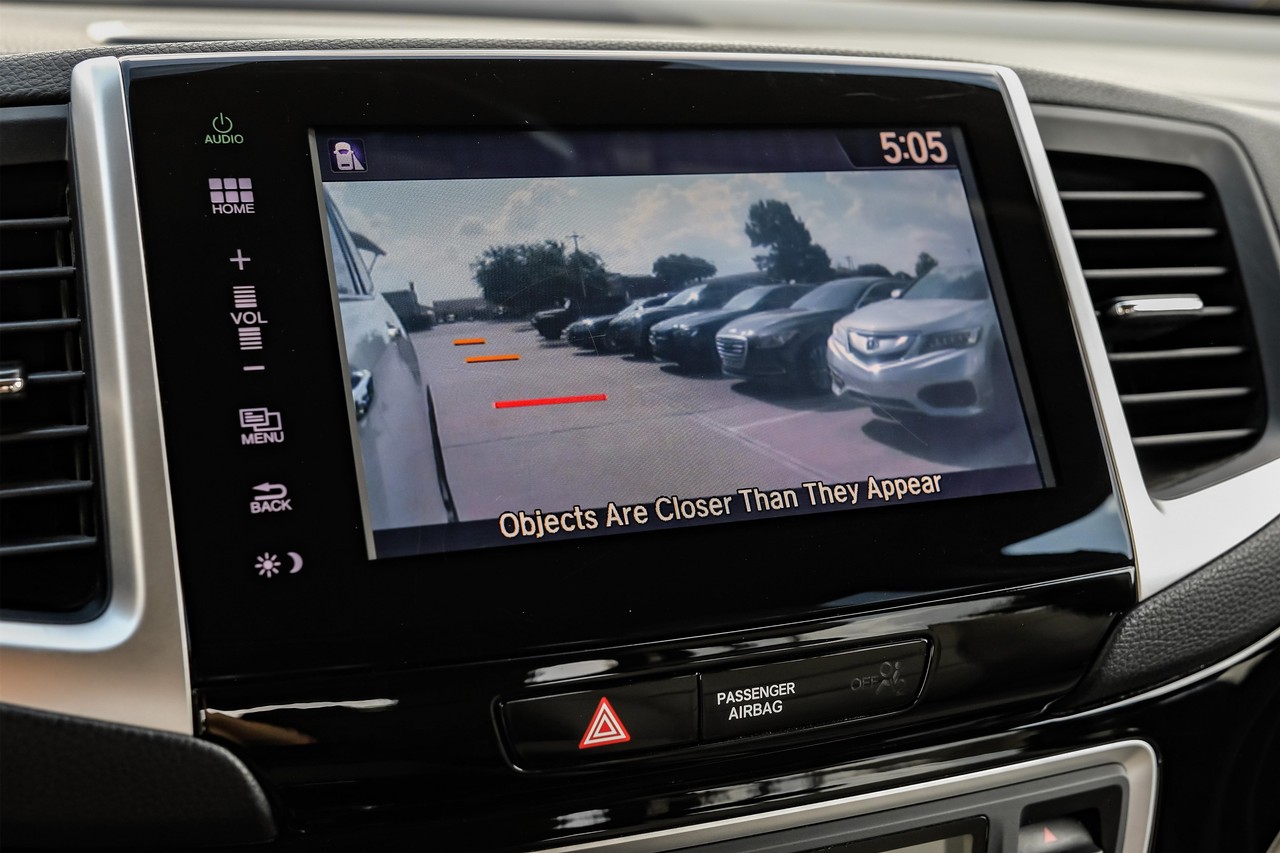 Honda Pilot Vehicle Main Gallery Image 26