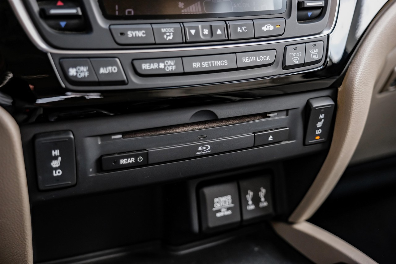 Honda Pilot Vehicle Main Gallery Image 31