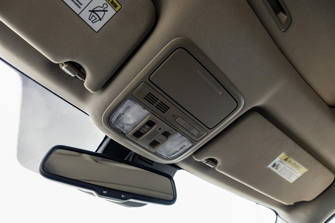 Honda Pilot Vehicle Main Gallery Image 33