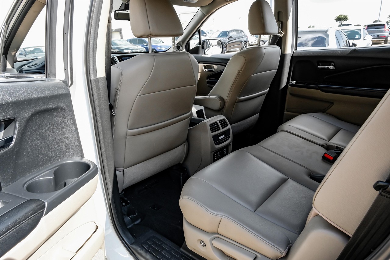 Honda Pilot Vehicle Main Gallery Image 39