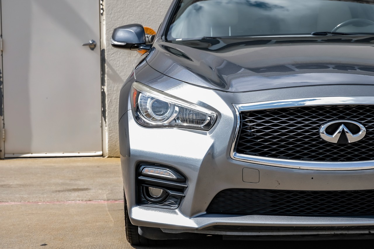 INFINITI Q50 Vehicle Main Gallery Image 46