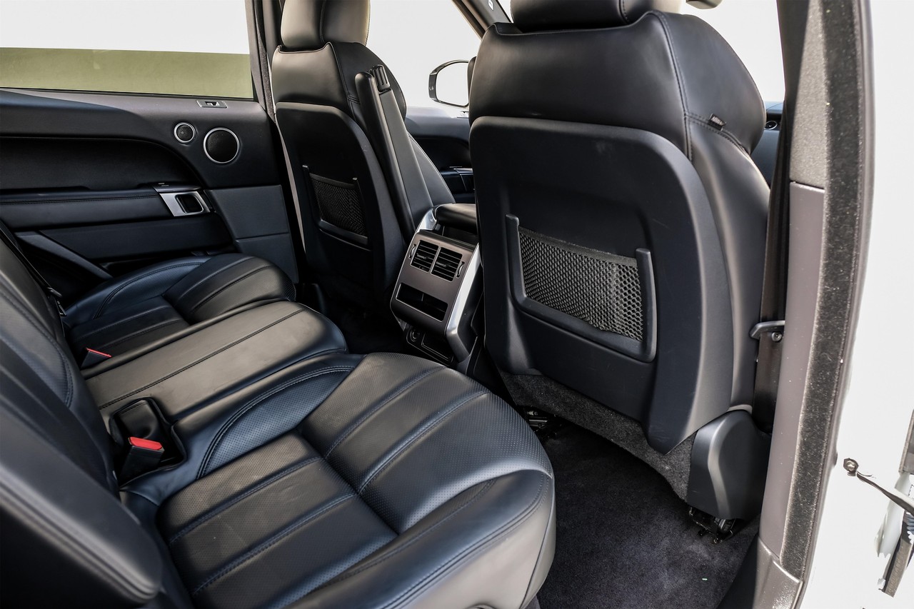 Land Rover Range Rover Sport Vehicle Main Gallery Image 35
