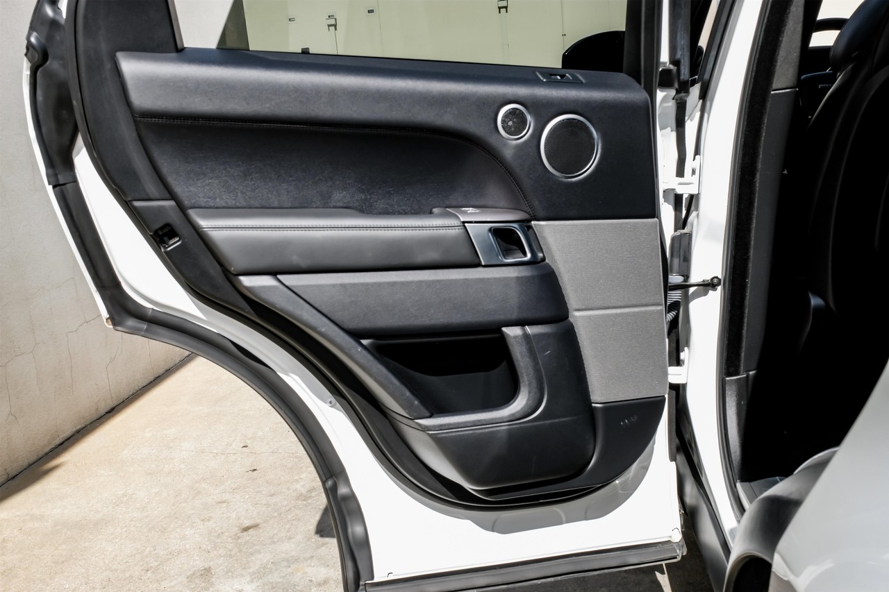 Land Rover Range Rover Sport Vehicle Main Gallery Image 44