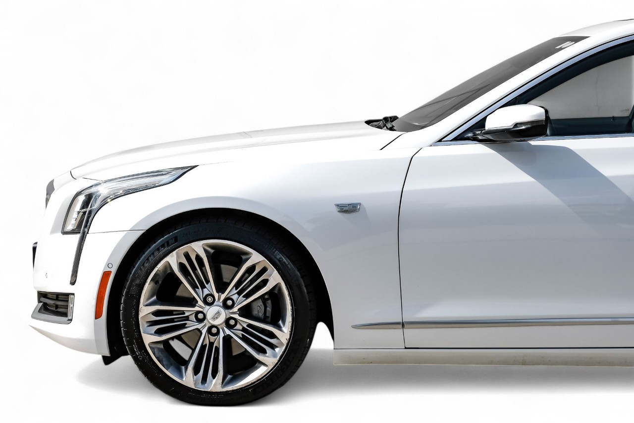 Cadillac CT6 Sedan Vehicle Main Gallery Image 14