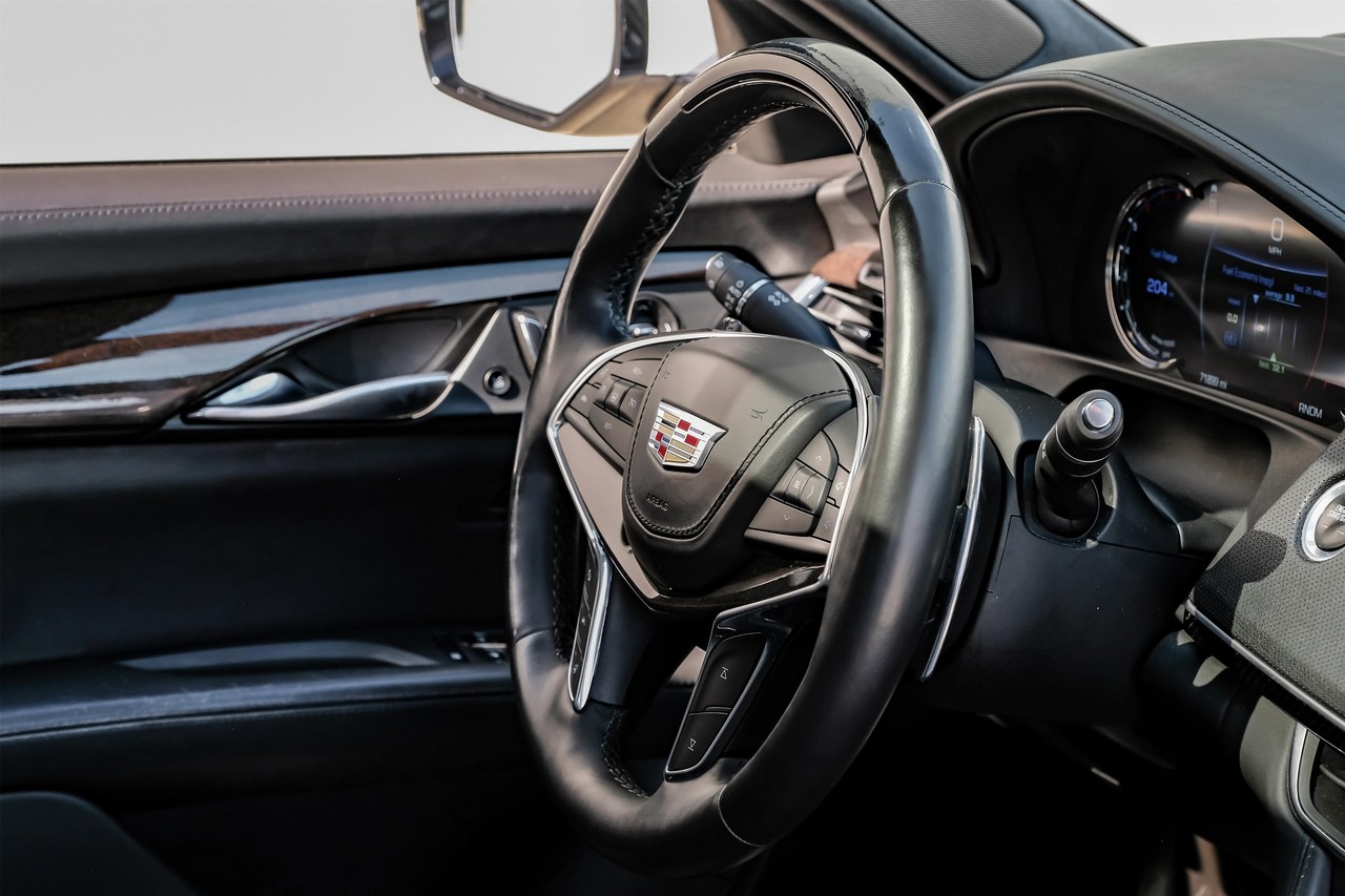 Cadillac CT6 Sedan Vehicle Main Gallery Image 18