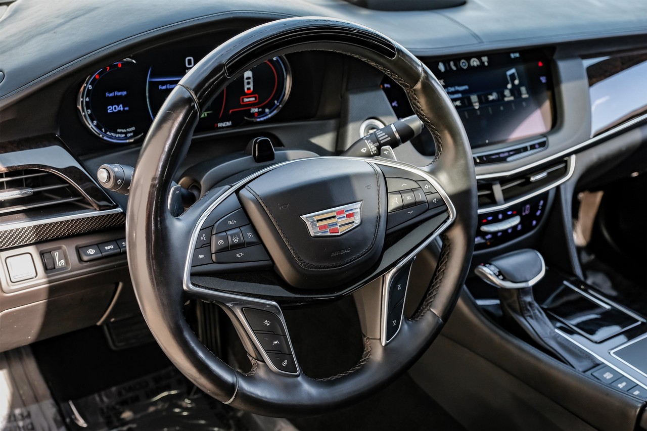 Cadillac CT6 Sedan Vehicle Main Gallery Image 19