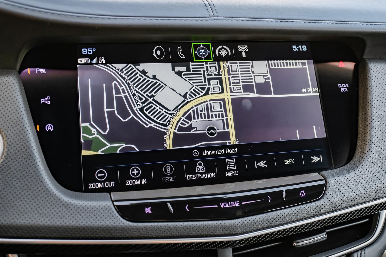 Cadillac CT6 Sedan Vehicle Main Gallery Image 25