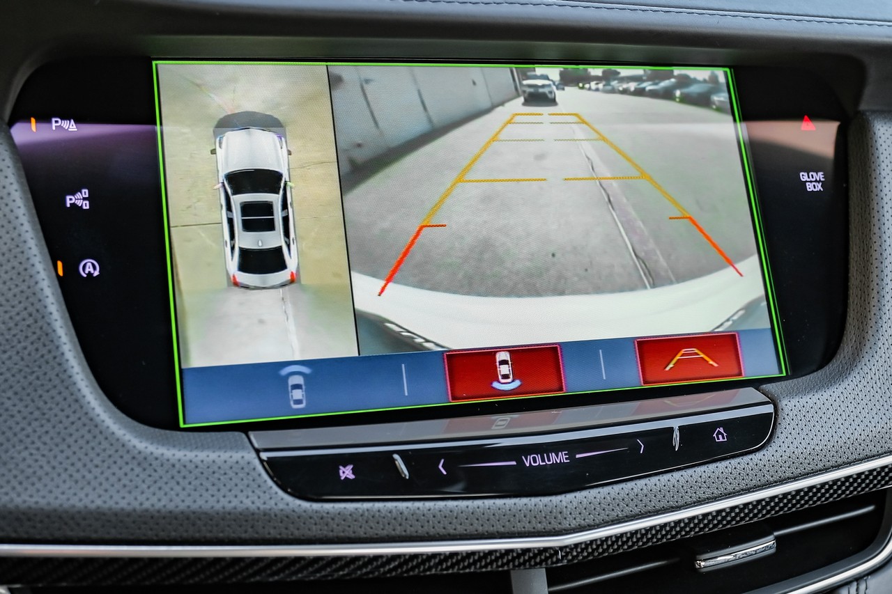 Cadillac CT6 Sedan Vehicle Main Gallery Image 26