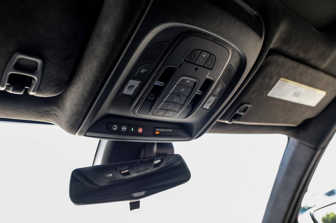 Cadillac CT6 Sedan Vehicle Main Gallery Image 33