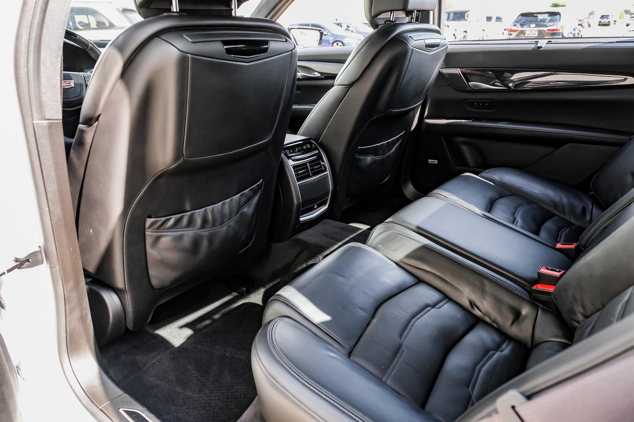Cadillac CT6 Sedan Vehicle Main Gallery Image 37