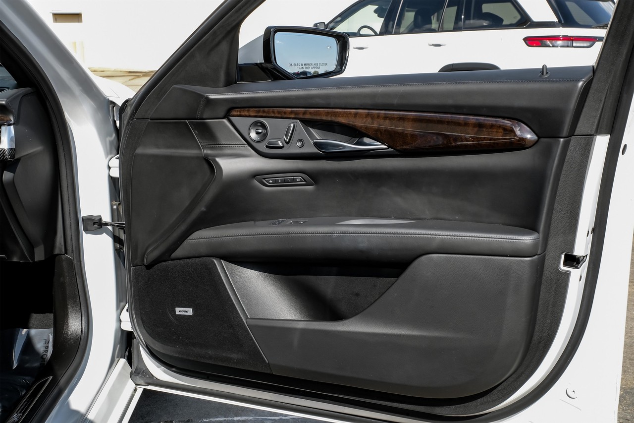 Cadillac CT6 Sedan Vehicle Main Gallery Image 43