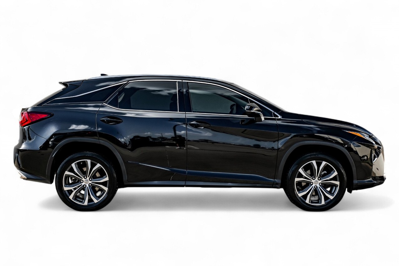 Lexus RX 350 Vehicle Main Gallery Image 08