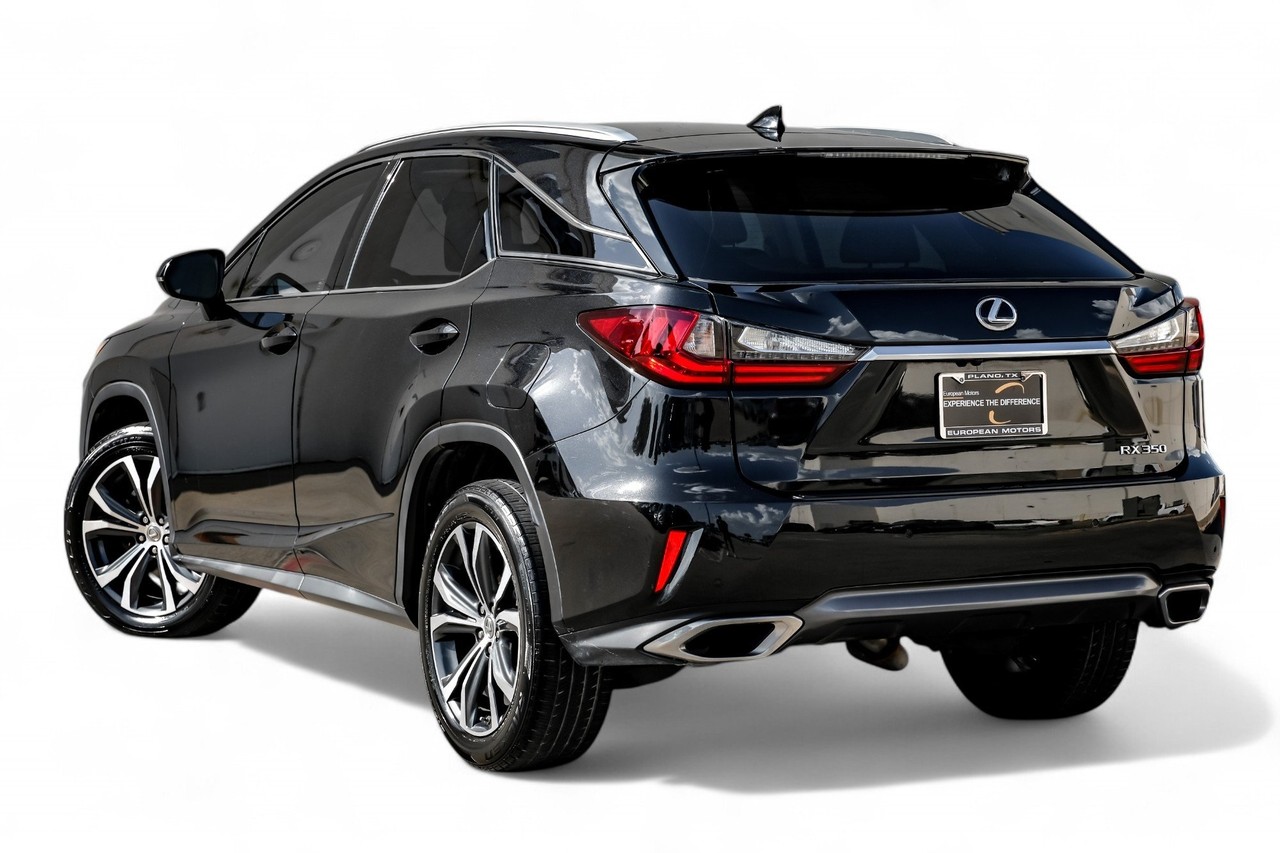 Lexus RX 350 Vehicle Main Gallery Image 13