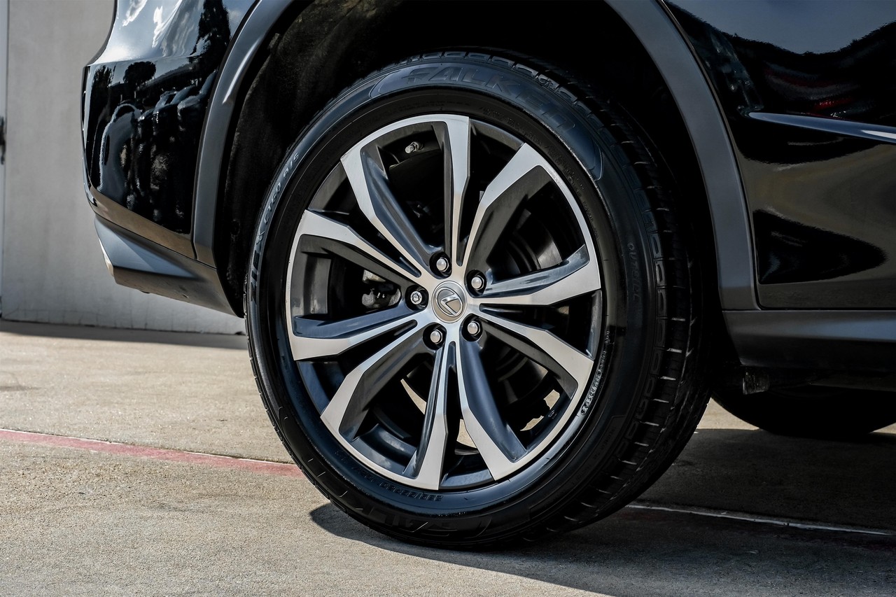 Lexus RX 350 Vehicle Main Gallery Image 53