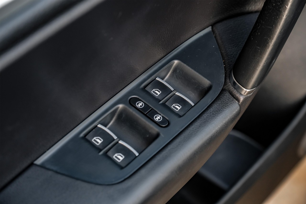 Volkswagen Touareg Vehicle Main Gallery Image 40