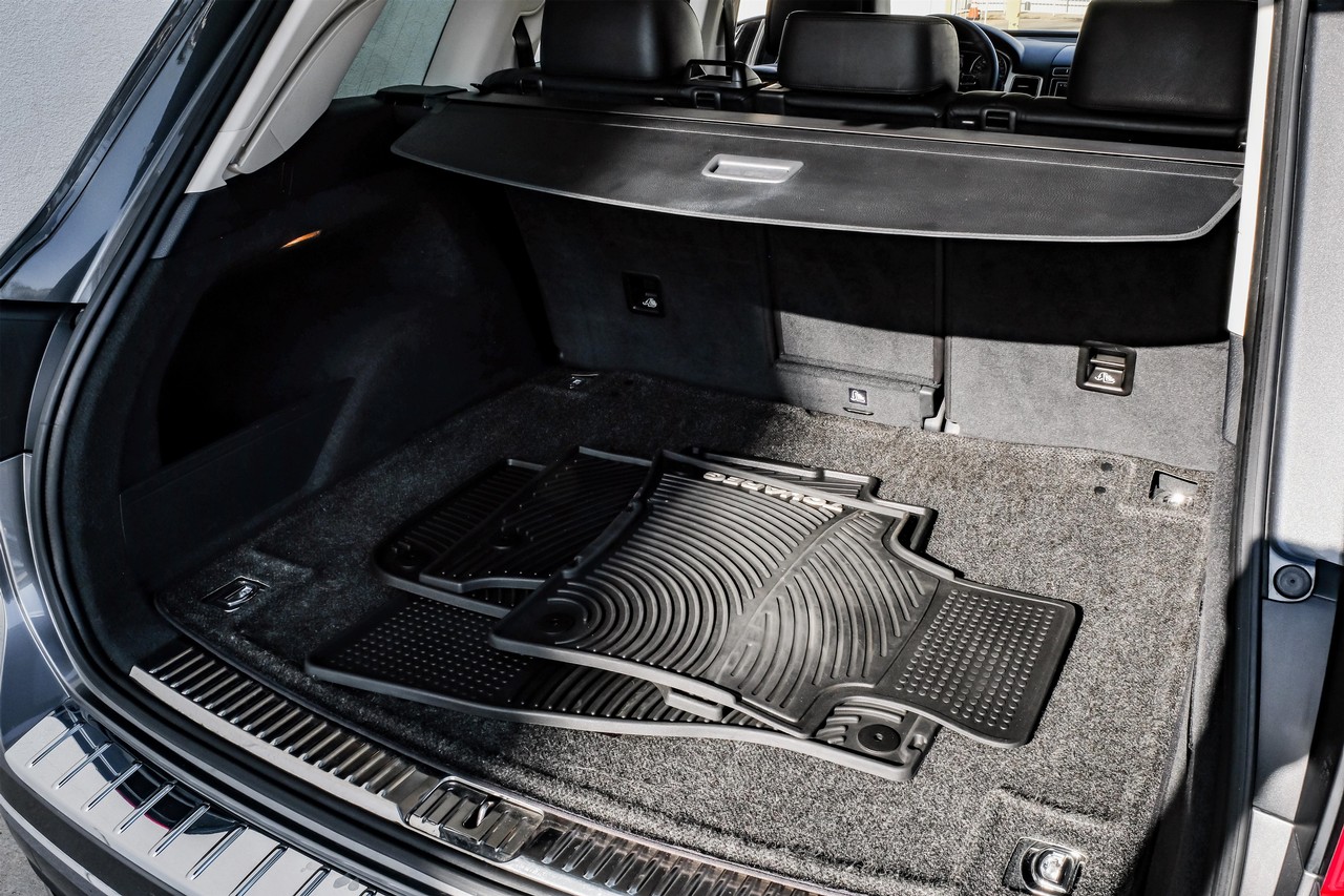 Volkswagen Touareg Vehicle Main Gallery Image 46
