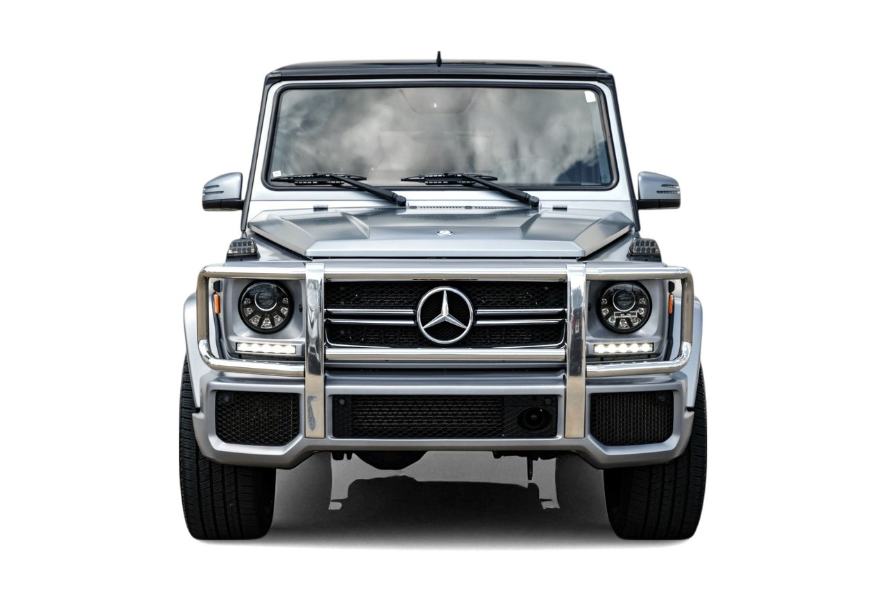 Mercedes-Benz G-Class Vehicle Main Gallery Image 06