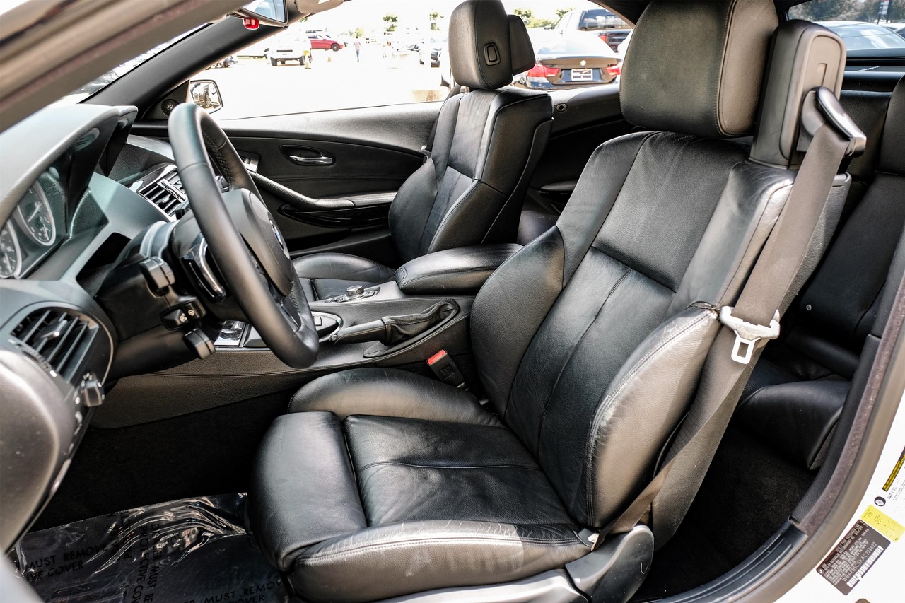 BMW 650i Vehicle Main Gallery Image 04