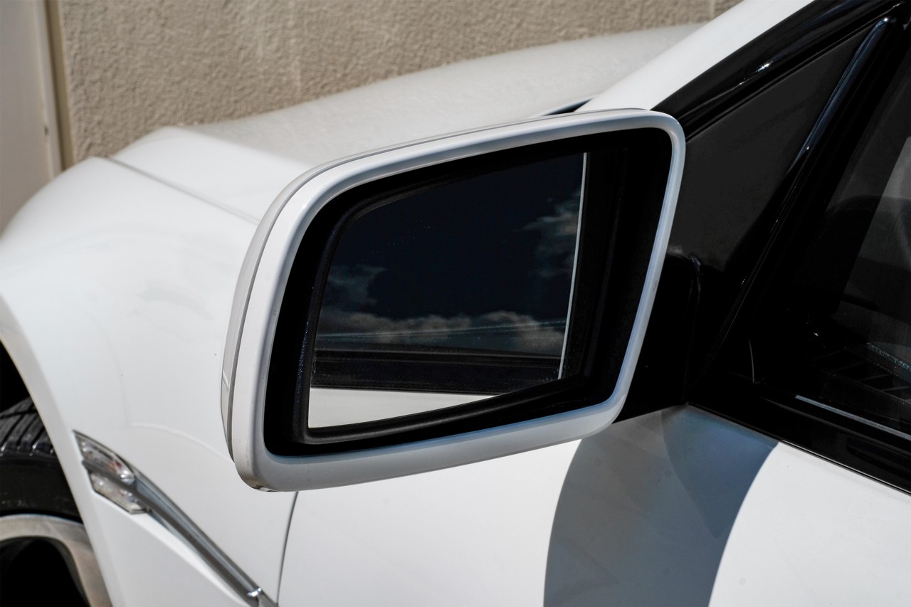 BMW 650i Vehicle Main Gallery Image 29
