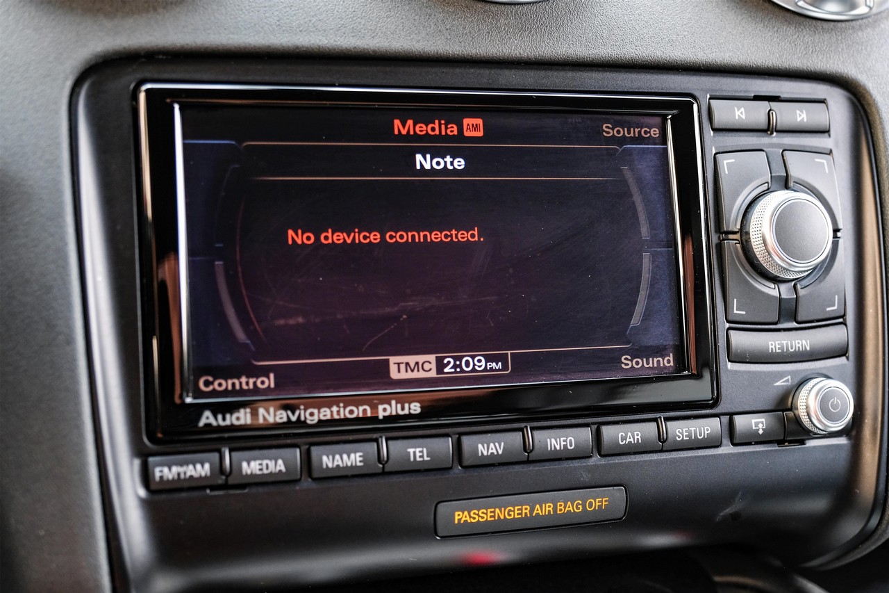 Audi TTS Vehicle Main Gallery Image 24