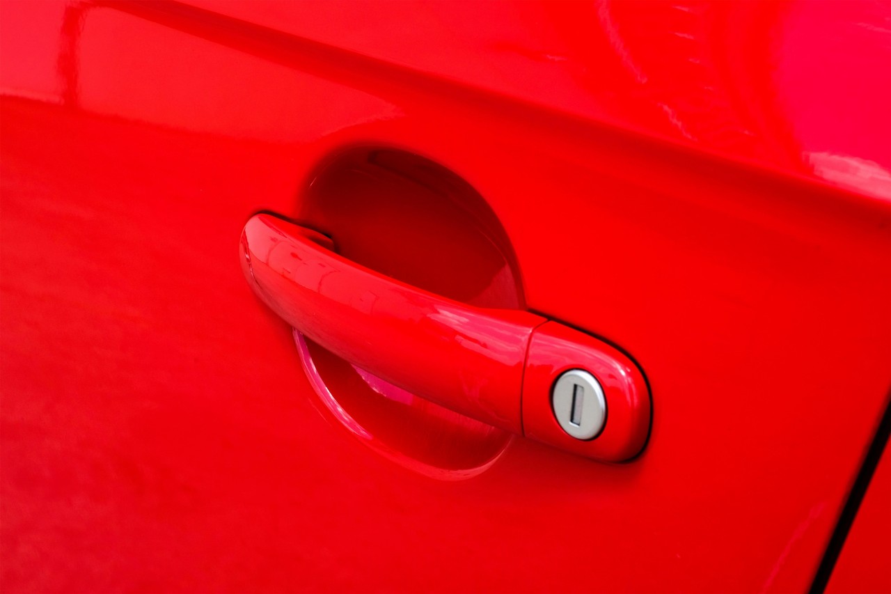 Audi TTS Vehicle Main Gallery Image 28