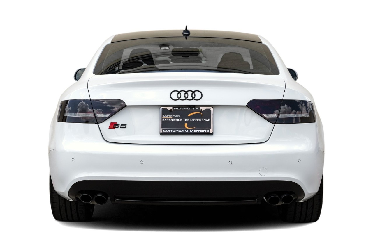 Audi S5 Vehicle Main Gallery Image 10