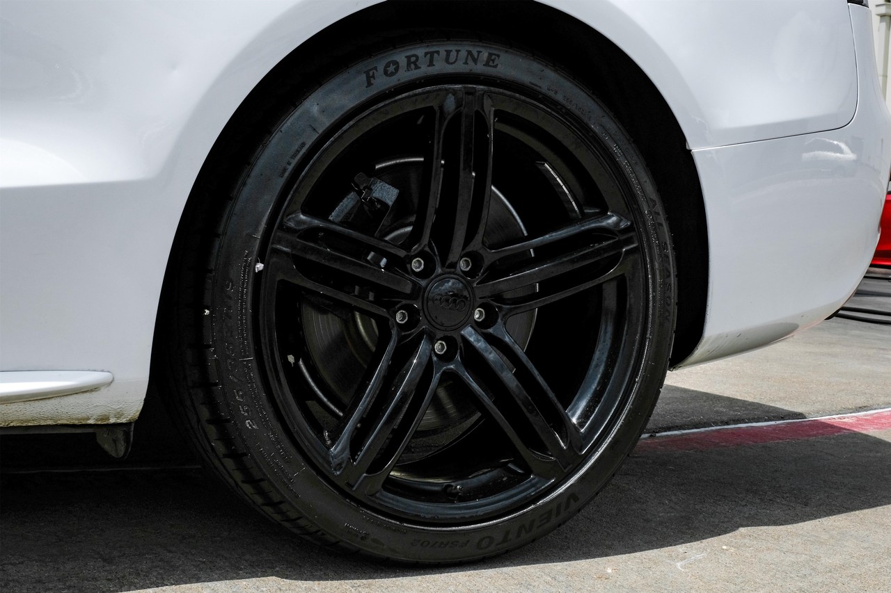 Audi S5 Vehicle Main Gallery Image 43