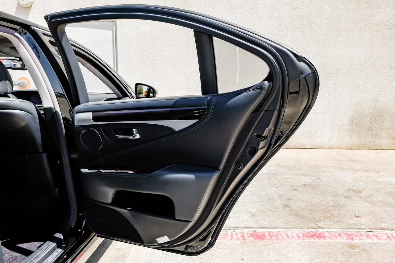 Lexus LS 460 Vehicle Main Gallery Image 41