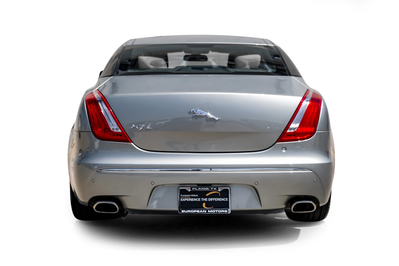 Jaguar XJ Vehicle Main Gallery Image 10