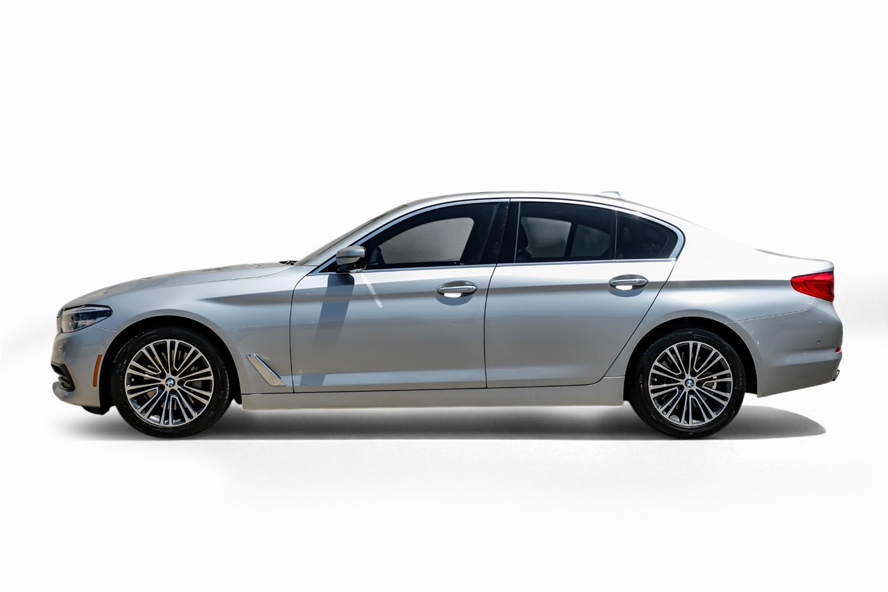 BMW 5 Series Vehicle Main Gallery Image 12