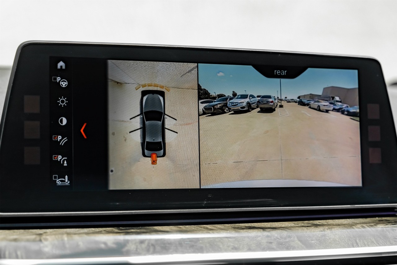 BMW 5 Series Vehicle Main Gallery Image 23