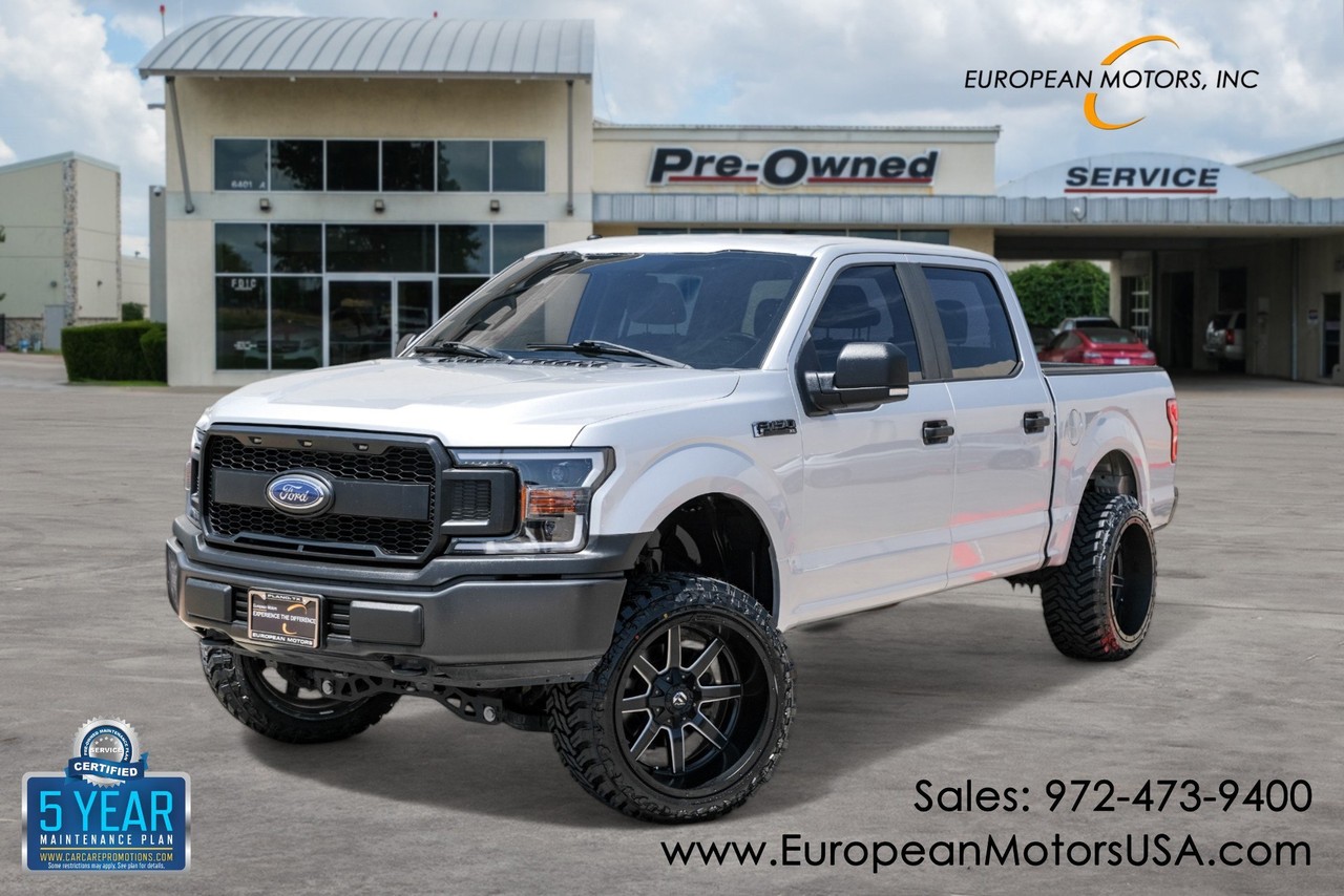 Ford F-150 Vehicle Main Gallery Image 01