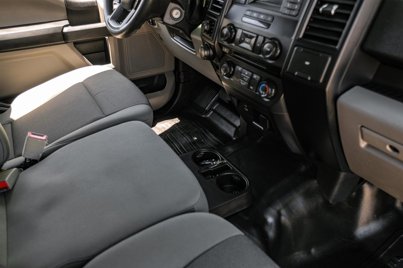 Ford F-150 Vehicle Main Gallery Image 21