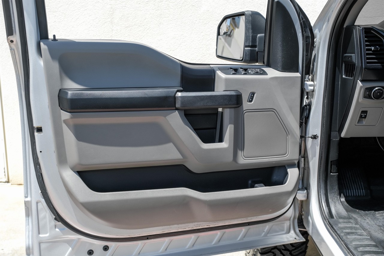 Ford F-150 Vehicle Main Gallery Image 36