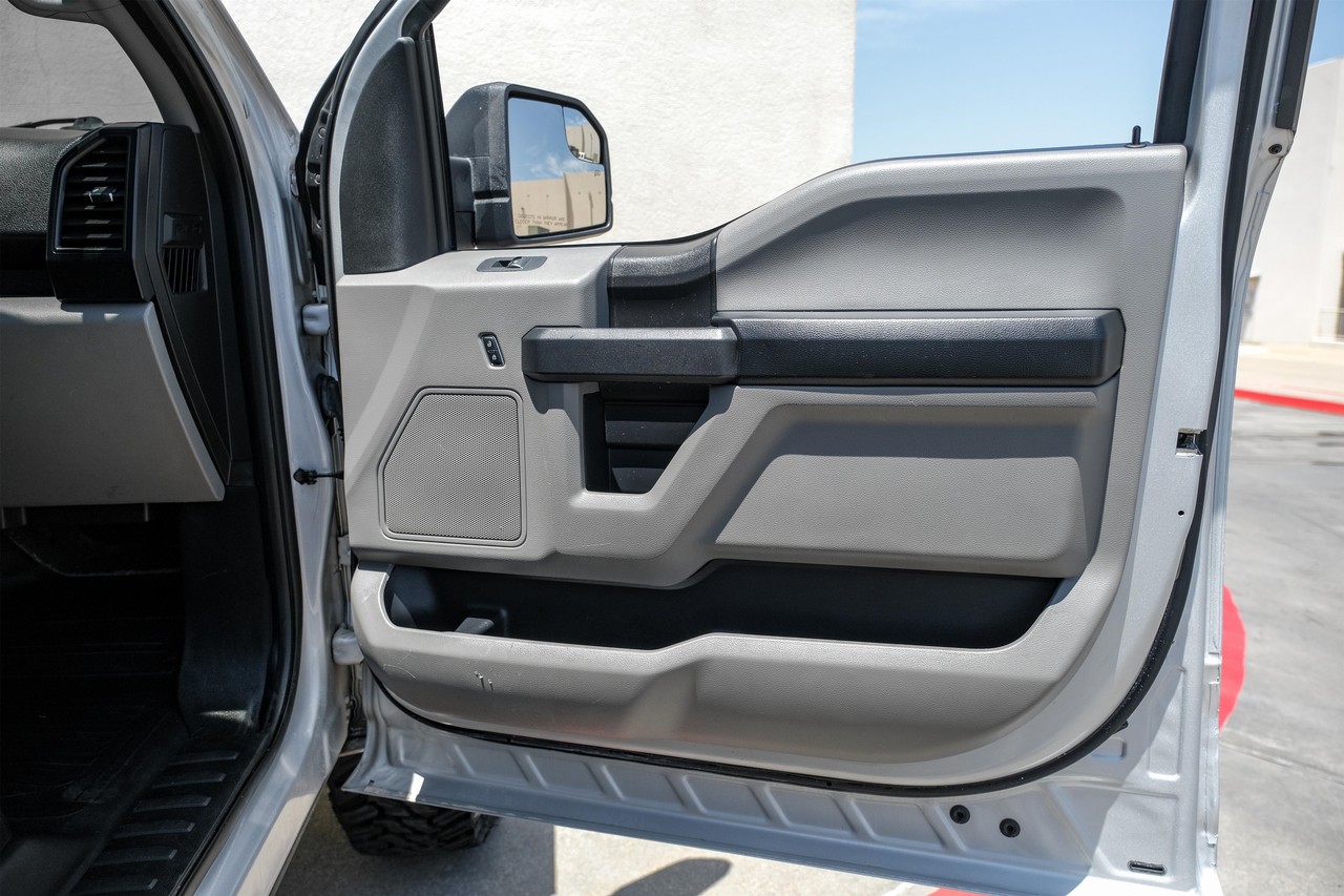 Ford F-150 Vehicle Main Gallery Image 38