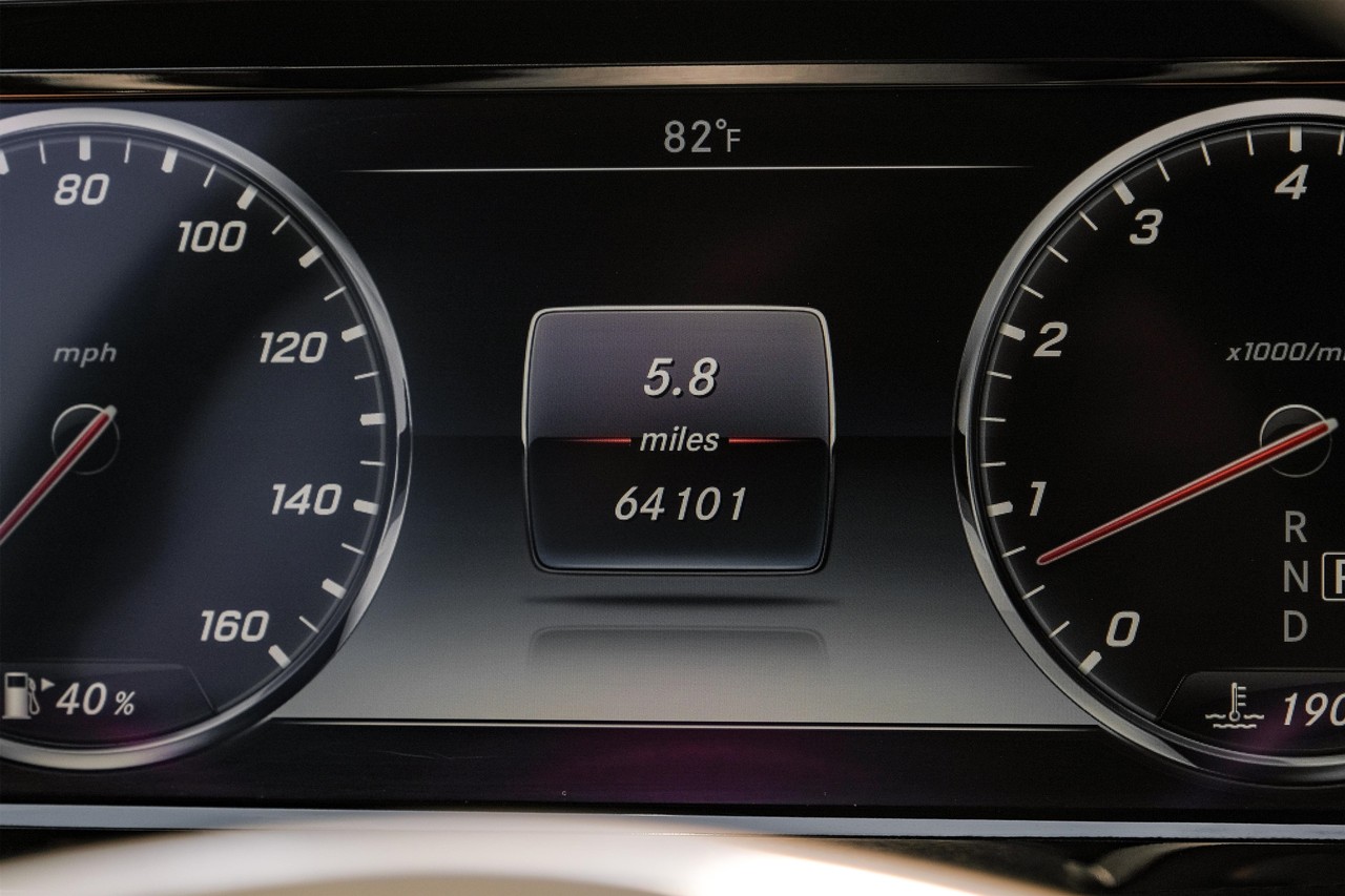 Mercedes-Benz S 550 Vehicle Main Gallery Image 20