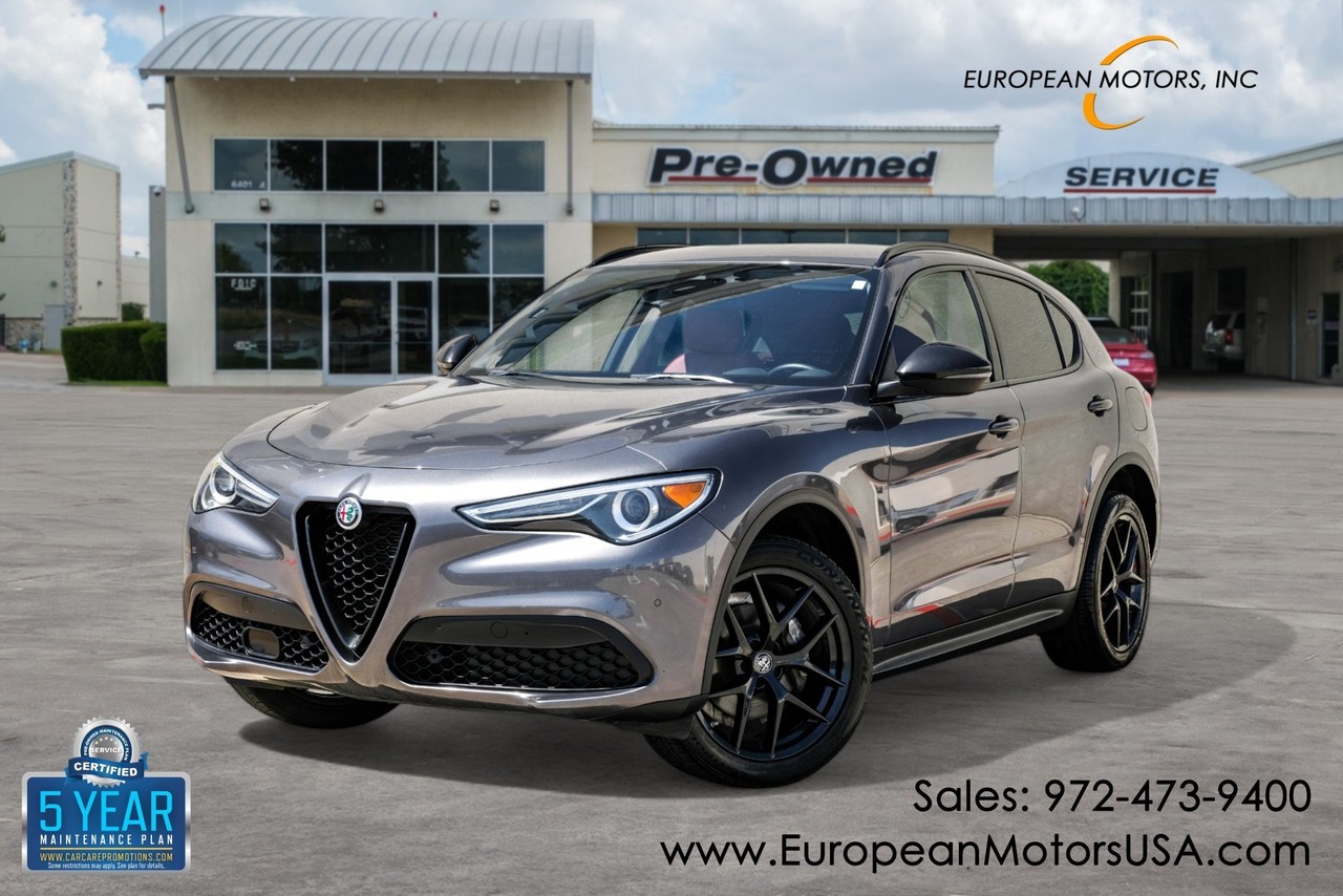 Alfa Romeo Stelvio Vehicle Main Gallery Image 01