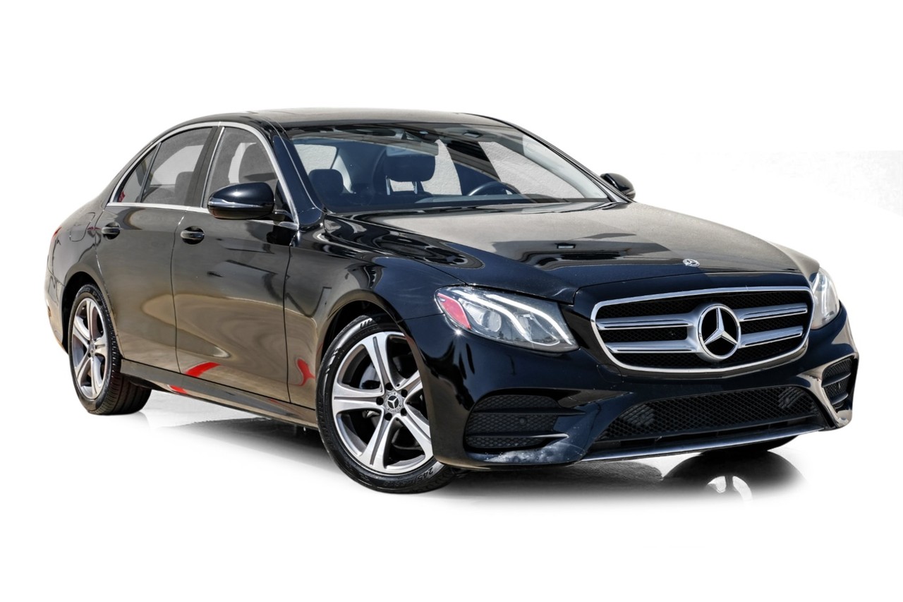 Mercedes-Benz E 300 Vehicle Main Gallery Image 07
