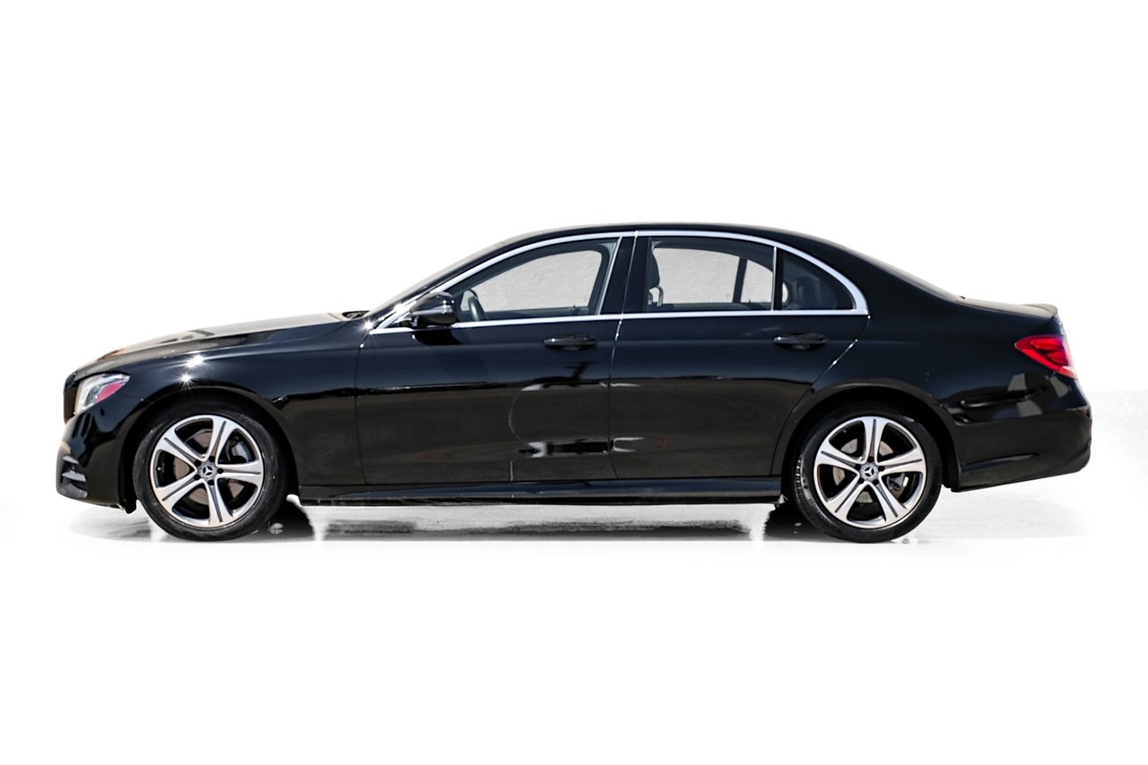 Mercedes-Benz E 300 Vehicle Main Gallery Image 11