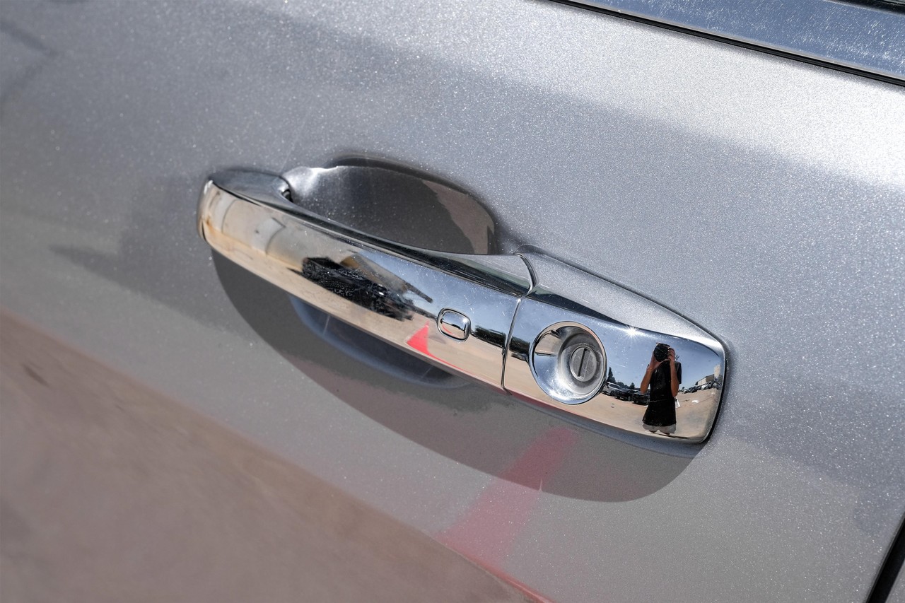 Jeep Grand Cherokee Vehicle Main Gallery Image 37