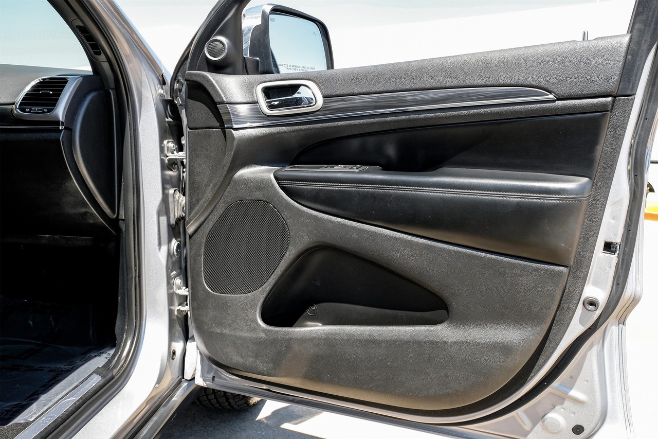Jeep Grand Cherokee Vehicle Main Gallery Image 41