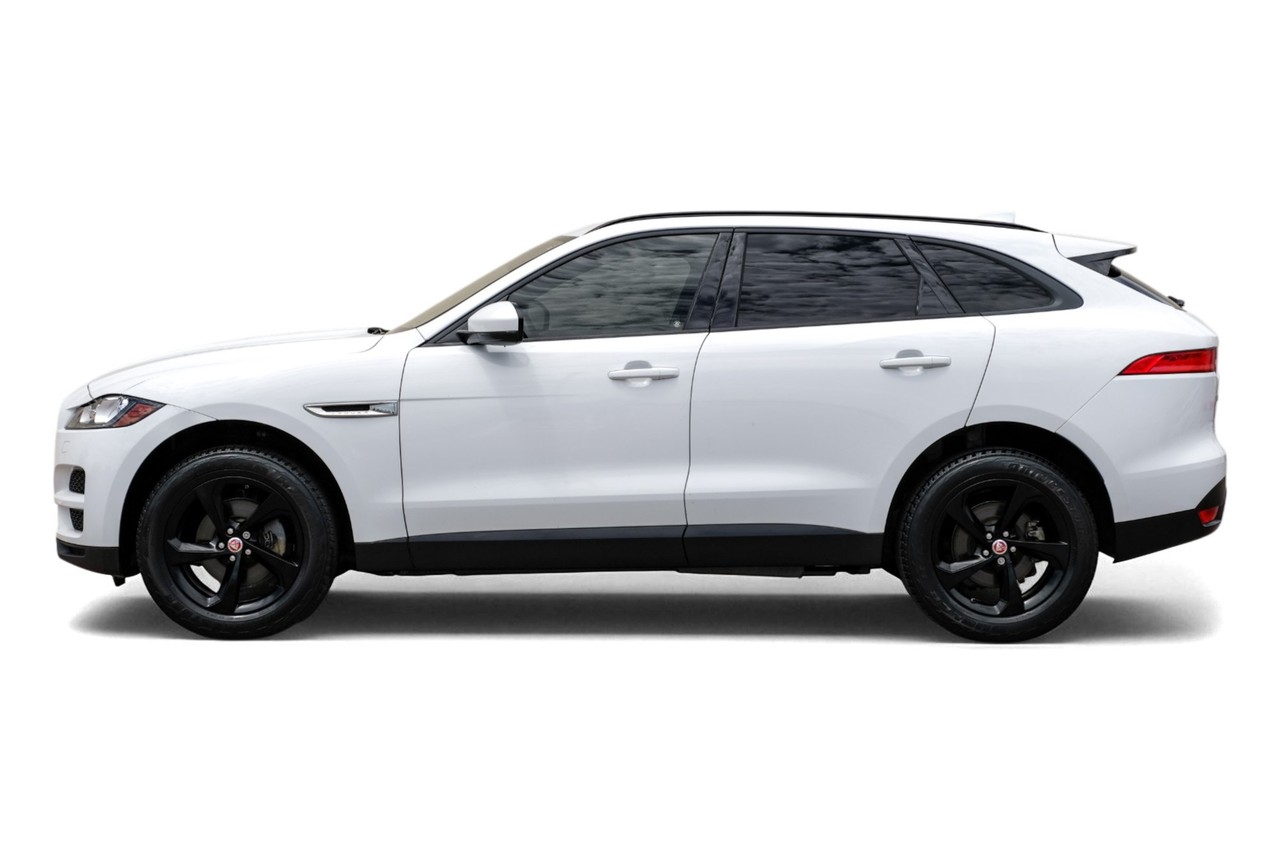 Jaguar F-Pace Vehicle Main Gallery Image 12