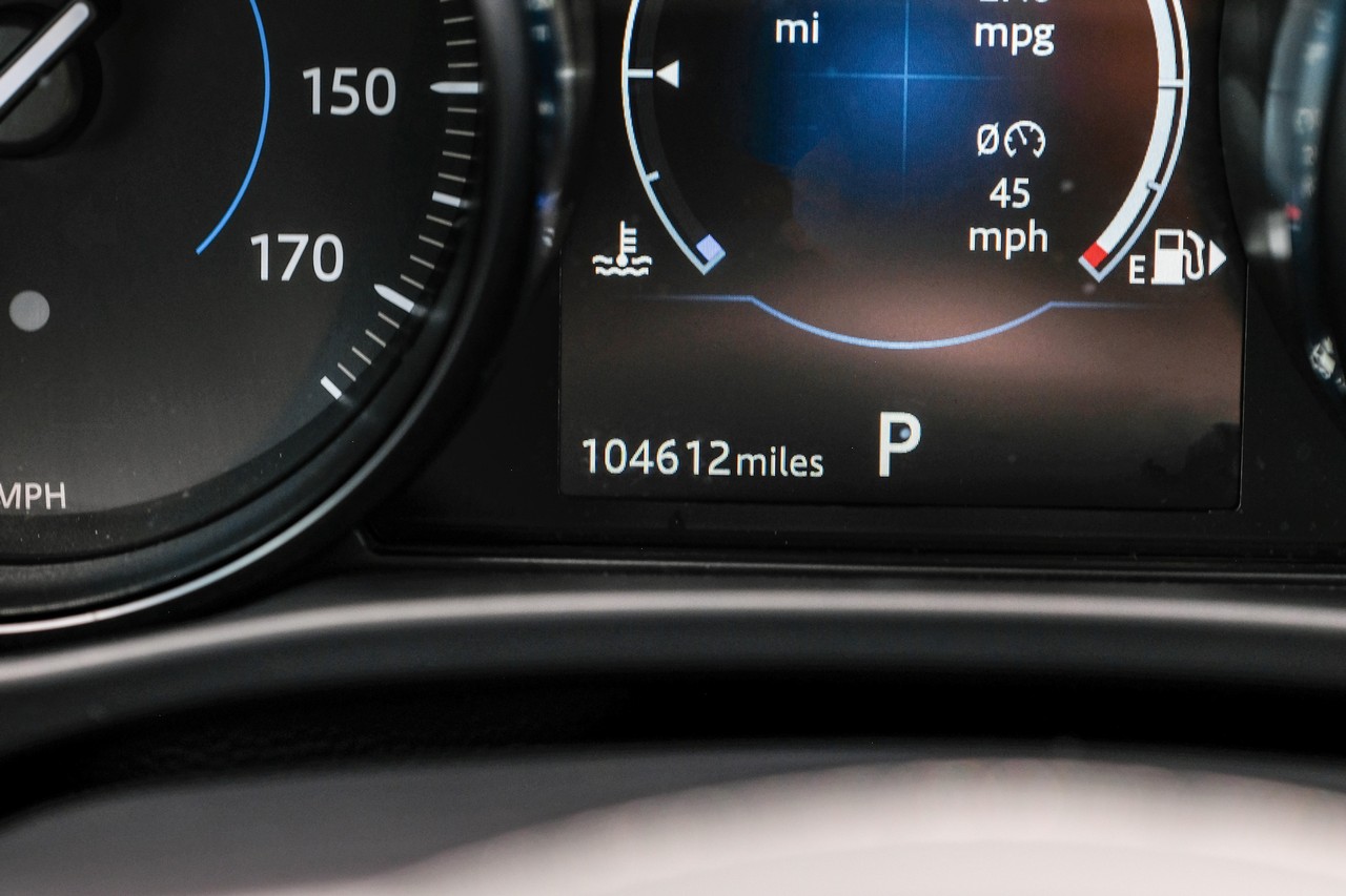 Jaguar F-Pace Vehicle Main Gallery Image 20