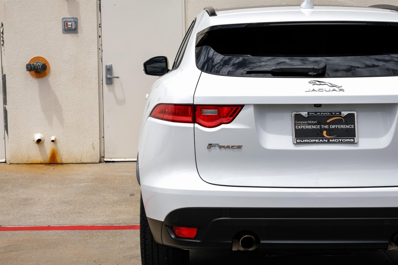 Jaguar F-Pace Vehicle Main Gallery Image 42