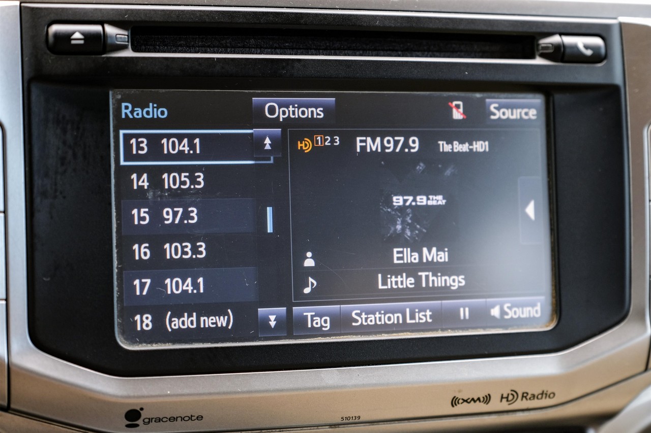 Toyota 4Runner Vehicle Main Gallery Image 25