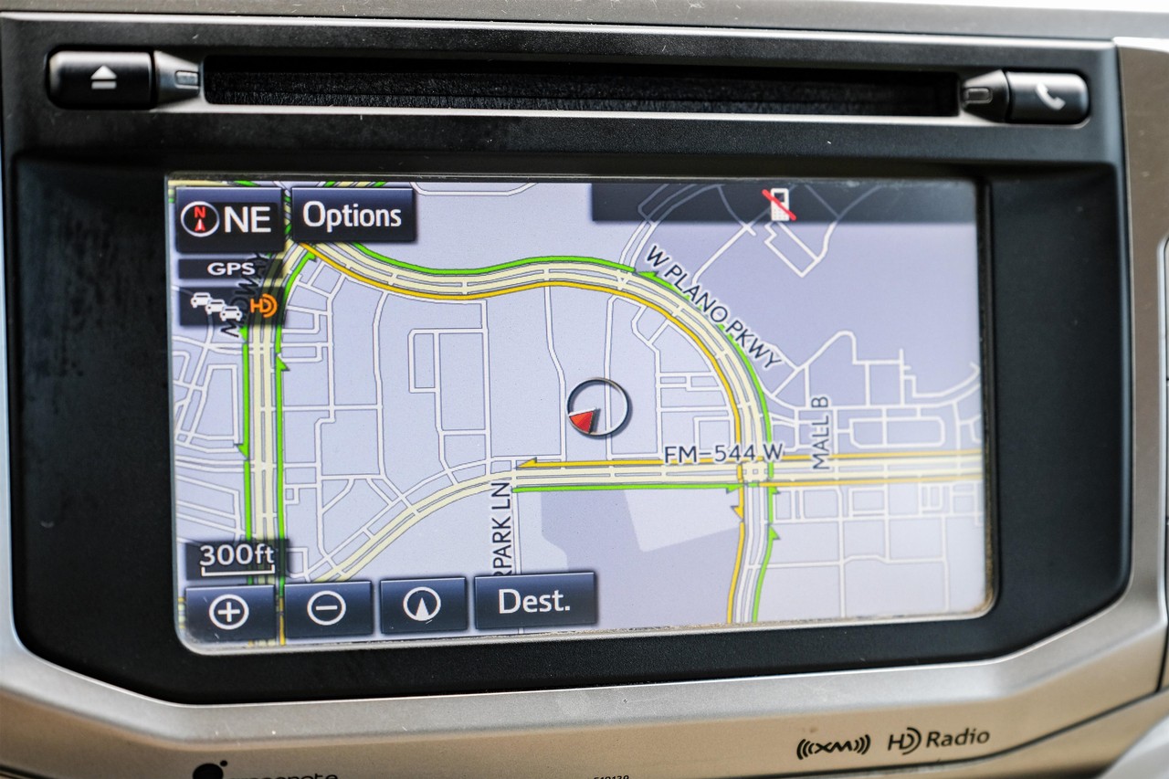 Toyota 4Runner Vehicle Main Gallery Image 28